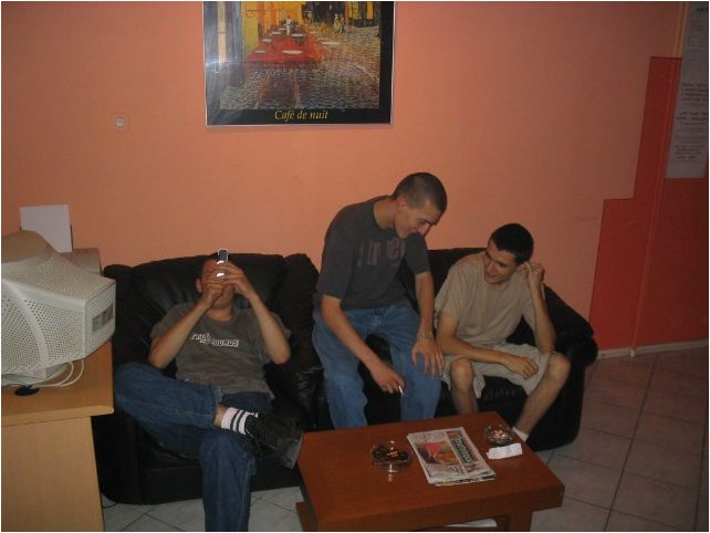 642 X 482